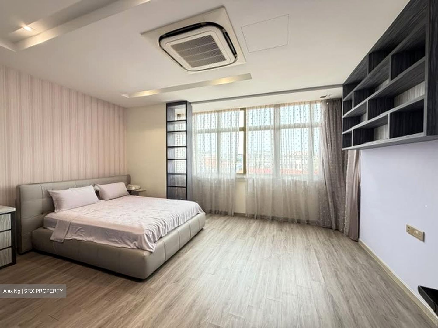 Upper Changi Road (D16), Detached #585662781